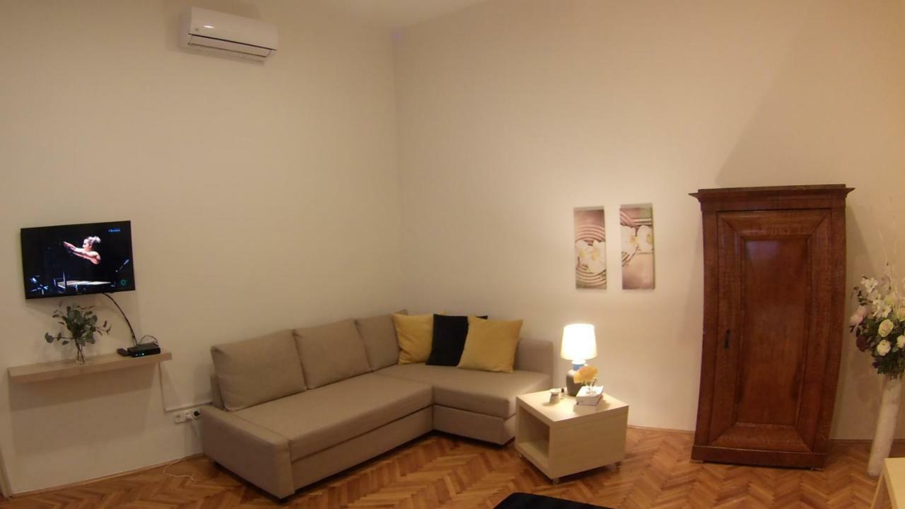 Opera Dream Apartment Budapest Exterior photo